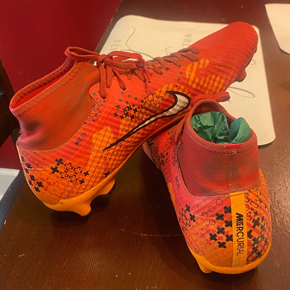 Nike Zoom Mercurial Super Fly 9 Soccer Cleats - Orange and Black size 10